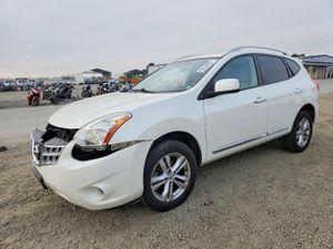 Nissan Rogue S 2.5L 4 2013