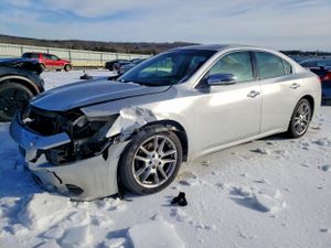 Nissan Maxima S 3.5L 6 2009