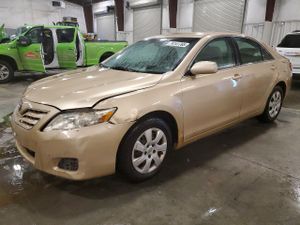 Toyota Camry BASE 2.5L 4 2010