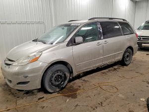 Toyota Sienna CE 3.5L 6 2008