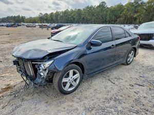 Toyota Camry L 2.5L 4 2013