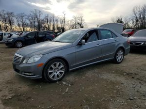 Mercedes-Benz E 350 4MATIC 3.5L 6 2013