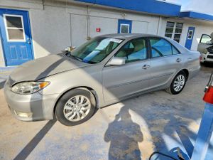 Toyota Camry LE 2.4L 4 2005