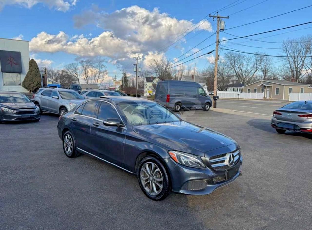 Mercedes-Benz C 300 4MATIC 2.0L 4 2015