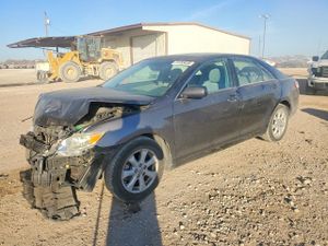 Toyota Camry BASE 2.5L 4 2010