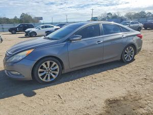 Hyundai Sonata SE 2.0L 4 2013