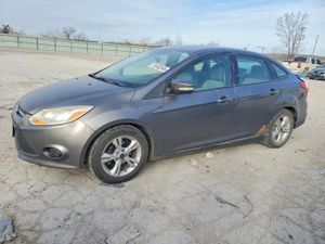Ford Focus SE 2.0L 4 2014