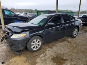 Toyota Camry BASE 2.5L 4 2011
