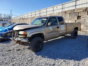 GMC Sierra C2500 HEAVY DUTY 6.6L 8 2005