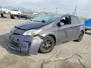 Toyota Prius 1.8L 4 2015