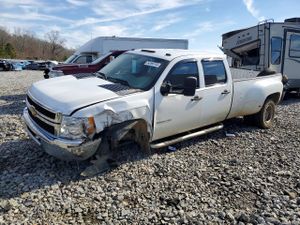 Chevrolet Silverado 1500 6.6L 8 2012