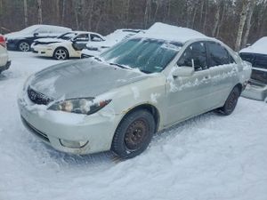 Toyota Camry LE 2.4L 4 2005
