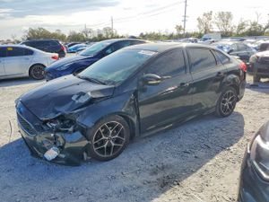 Ford Focus SE 2.0L 4 2015