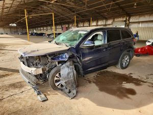 Toyota Highlander XLE 3.5L 6 2015