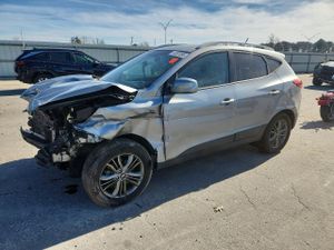 Hyundai Tucson LIMITED 2.4L 4 2015
