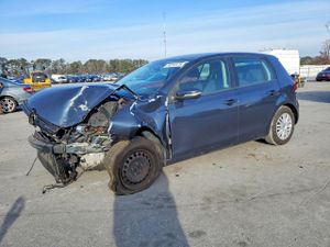 Volkswagen Golf 2.5L 5 2011