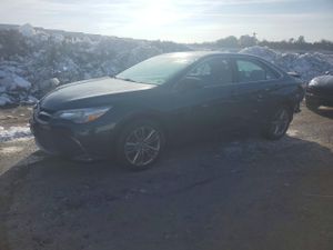 Toyota Camry LE 2.5L 4 2016