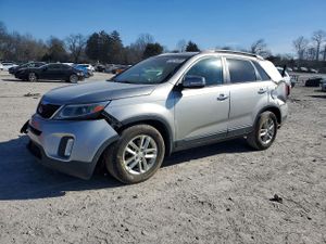 Kia Sorento LX 2.4L 4 2015
