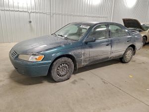 Toyota Camry LE 2.2L 4 1998