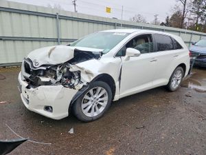 Toyota Venza LE 2.7L 4 2013