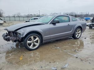 Ford Mustang GT 4.6L 8 2006
