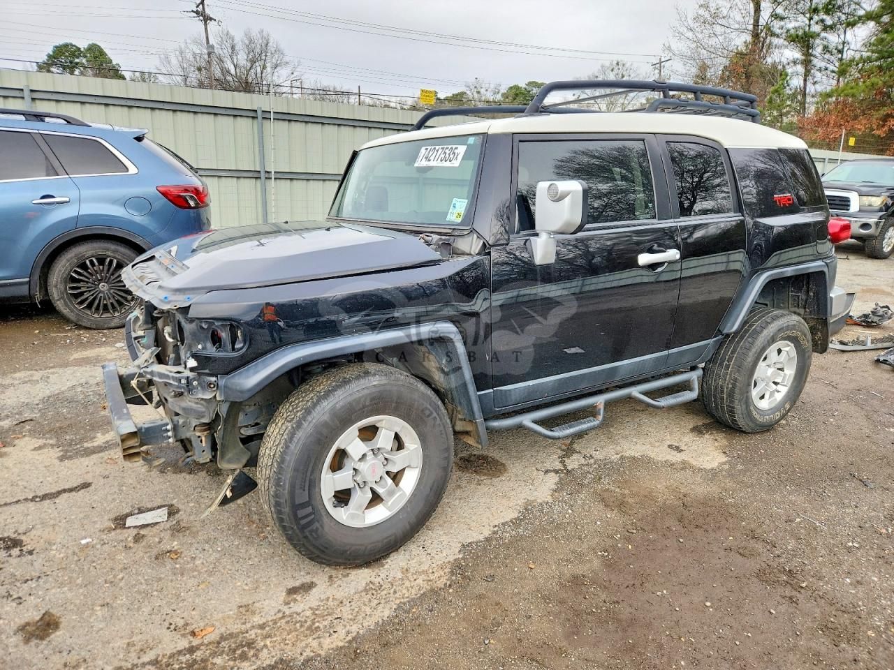 Toyota FJ Cruiser 4.0L 6 2011