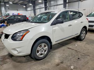 Nissan Rogue S 2.5L 4 2014