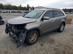 Kia Sorento LX 2.4L 4 2015