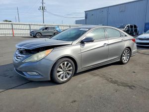 Hyundai Sonata SE 2.4L 4 2011