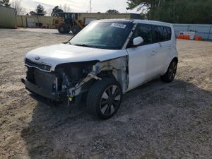 Kia Soul ! 2.0L 4 2015