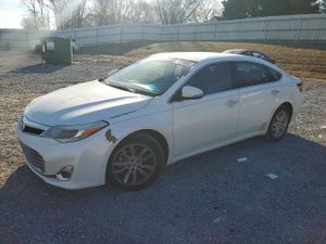 Toyota Avalon XLE 3.5L 6 2015