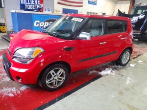 Kia Soul + 2.0L 4 2011