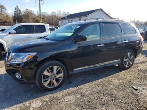 Nissan Pathfinder S 3.5L 6 2013