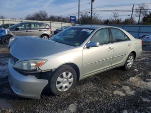 Toyota Camry LE 2.4L 4 2002