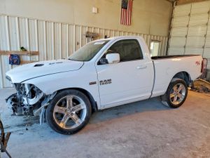 RAM 1500 SPORT 5.7L 8 2014