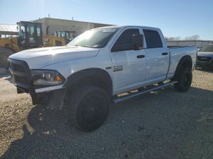 RAM 2500 ST 5.7L 8 2015