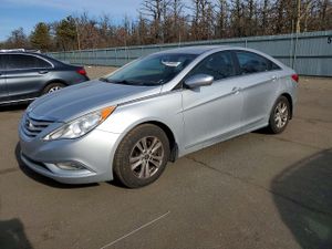 Hyundai Sonata GLS 2.4L 4 2013