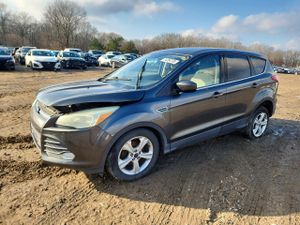 Ford Escape SE 1.6L 4 2015