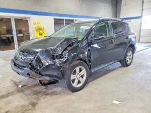 Toyota Rav4 XLE 2.5L 4 2013