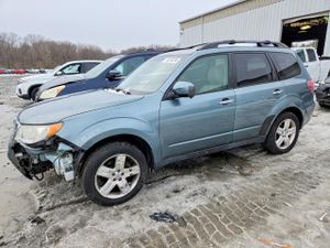 Subaru Forester 2.5X PREMIUM 2.5L 4 2010