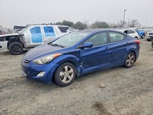 Hyundai Elantra GLS 1.8L 4 2013