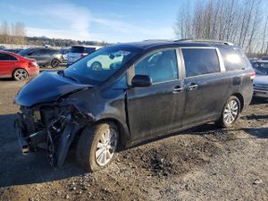 Toyota Sienna XLE 3.5L 6 2014