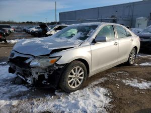 Toyota Camry BASE 2.5L 4 2011