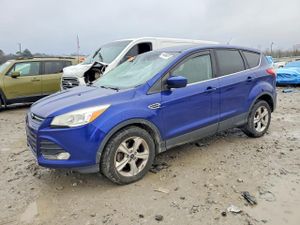 Ford Escape SE 2.5L 4 2015
