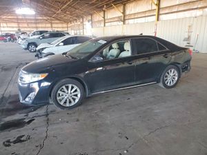 Toyota Camry SE 3.5L 6 2013