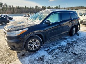 Toyota Highlander 3.5L 6 2014