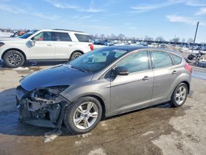 Ford Focus SE 2.0L 4 2014