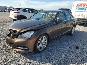 Mercedes-Benz C 250 1.8L 4 2013