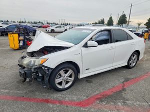 Toyota Camry HYBRID 2.5L 4 2014