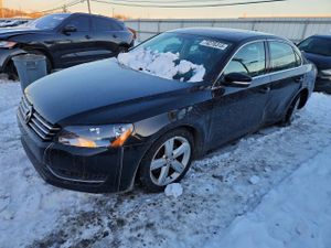 Volkswagen Passat SE 2.0L 4 2014